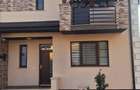 Proprietar vand casa tip duplex cu 3 camere, str Plantelor