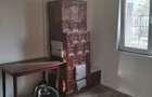 Inchiriez casa cu teren (5 camere + baie + bucatarie)