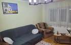 Apartament 2 camere et. 3 din 4, zona Soarelui (parc). Decomandat, mobilat si utilat. Bloc acoperit