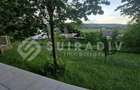 Casa cu teren de 1700 mp, 5 camere, 4 bai, garaj dublu- Borhanci