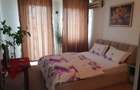 Inchiriez apartament
