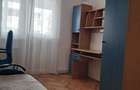Apartament 3 camere etaj 1, strada Siretului