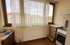 Apartament cu 3 camere, decomandat, 65 mp utili, etaj 4 cu acoperis - - 8