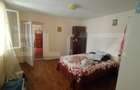 Casa Fratostita 5 camere , 1100 mp curte, deschidere 14,6 m - 9
