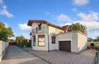 Casa 5 Camere | 205 Mp Utili | P + M |  Zona Gradiste | COMISION 0% - 1