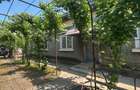 vanzare casa si teren - 1