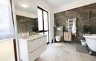 Casa tip triplex de 4 camere si 2 bai in centrul Dumbravitei ! - 4