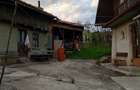 Vand casa Provita de Jos,(P+E+M), avand teren 3250 mp, livada pe rod, la drumul principal, 3 camere (potential de 6) - 13