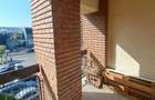 De inchiriat Apartament 3 camere situat in zona Centru. - 10