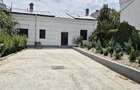 proprietar inchiriez 2 camere