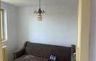 Apartament cu 3 camere nedecomandat în Micro 1 - 3