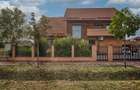 Casa cu etaj de vanzare in Sannicolau Mare-teren 720 mp - 3