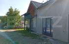 Casa de vanzare, 120 mp, zona Ivanesti, comuna Livezeni - 6