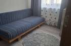 Vand apartament cu 3 camere, bucatarie, baie si hol - 1