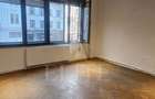 Apartament 4 camere în zona P-TA UNIRII
