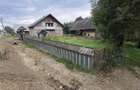 Casă cu 4 camere și mansardă, 1500 mp teren