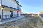 Casa noua, finalizata, intabulata, la iesire din Letcani - 12