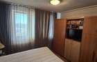 De vanzare - Apartament semidecomandat Piata Progresul
