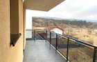 Proprietar | 3 camere 72 mp | 2 bai | Parcare | Etaj 2/2 - 4