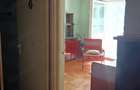 Apartament cu 4 camere decomandat în Dâmbovița