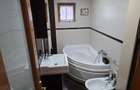 Apartament 3 Camere Et1/3- Zona Razboieni - 10