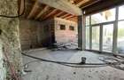 Casa / Vila cu 5 camere de vanzare