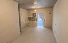 Apartament o camera de vanzare in Floresti - 3