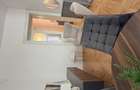Inchiriez apartament cu 2 camere zona Sinaia