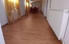 Inchriez apartament la curte - 5
