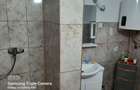 vand casa cu 3 camere , baie , bucatarie , suprafata totala 38 arii , intravilan - 2