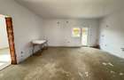 Duplex pe parter 3 CAMERE 2 bai 112.000 - 2