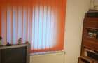vand apartament 4 camere