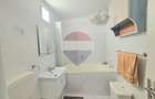 De închiriat apartament cu 3 camere Strada Aluminei Rogerius - 13