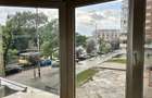 Inchiriez apartament cu 2 camere decomandat str Magheru etaj 1 - 9