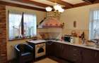 Casa / Vila cu 9 camere de vanzare