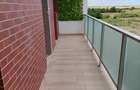 Ofer spre inchiriere apartament 2 camere nemobilat in complexul kristal residence, parcare proprie , contract de inchiriere. Pret 350 euro - 3