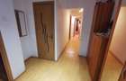 Apartament de vanzare 3 camere Gura Leului - 2