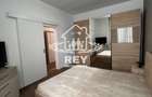 Apartament de vanzare 2 camere decomandate zona Str. Constitutiei/9mai - 5
