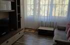 Inchiriez apartament cu doua camere mobilat in cart.Mihai Viteazu pret 250euro