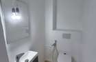 Apartament cu 3 camere de vanzare in Curtea de Arge?