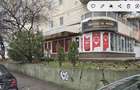 Inchiriez spatiu comercial in Cart.Brosteni ,zona Colegiu langa.Profi 80mp util.