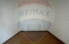 Spa?iu comercial-zona Vasile Aron - 2