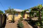 Casa 90 mp, teren de 2.174 mp, zona Cosoveni - 4