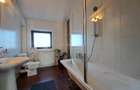 Casa cu piscina - Buftea - 8 camere - 4 bai - 620mp - 2500mp teren - 13