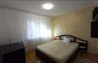 Inchiriez apartament 3 camere - 6