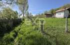 Casa la ro?u + 2 case tradi?ionale | 14.613 mp teren | Ap - 5