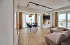Ofer pentru inchiriere apartament 3 camere cu vedere frontala la mare - 1
