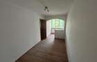 Apartament cu 3 camere, de vanzare, zona sud, scoala 8 - 5
