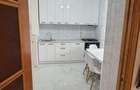 Se inchiriaza un apartament de 2 camere zona Izvor - 1