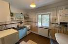 Apartament 3 camere, decomandat, etaj 2/4, Lapu? - Zona Re - Craiova (Dolj)